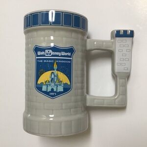 Disney Cinderella Castle BIG Coffee Mug 1971 Ceramic The Magic Kingdom FL NEW